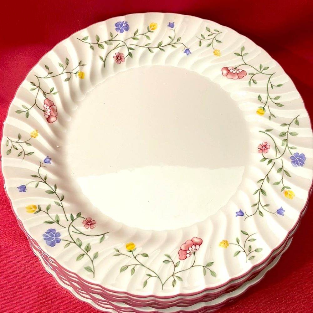 4 Johnson Bros SUMMER CHINTZ Set of (4) 9.75” Dinner Plates England - D1…